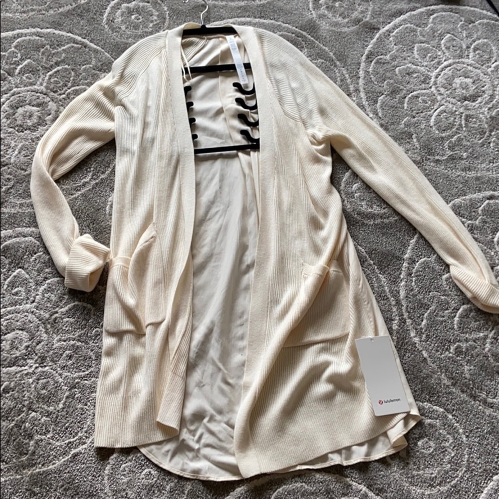 Cream lululemon Still At Ease Wrap size 6